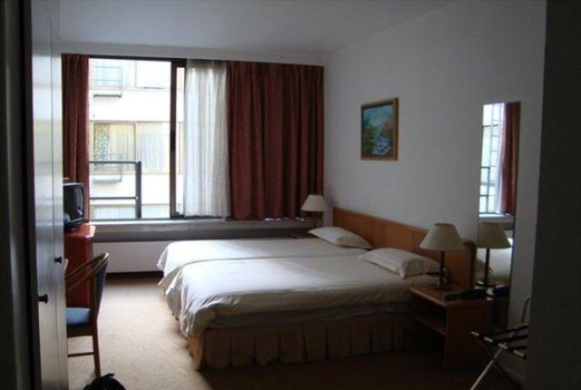 Hotel Keyserlei Antwerpen Ruang foto