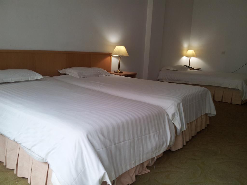 Hotel Keyserlei Antwerpen Ruang foto